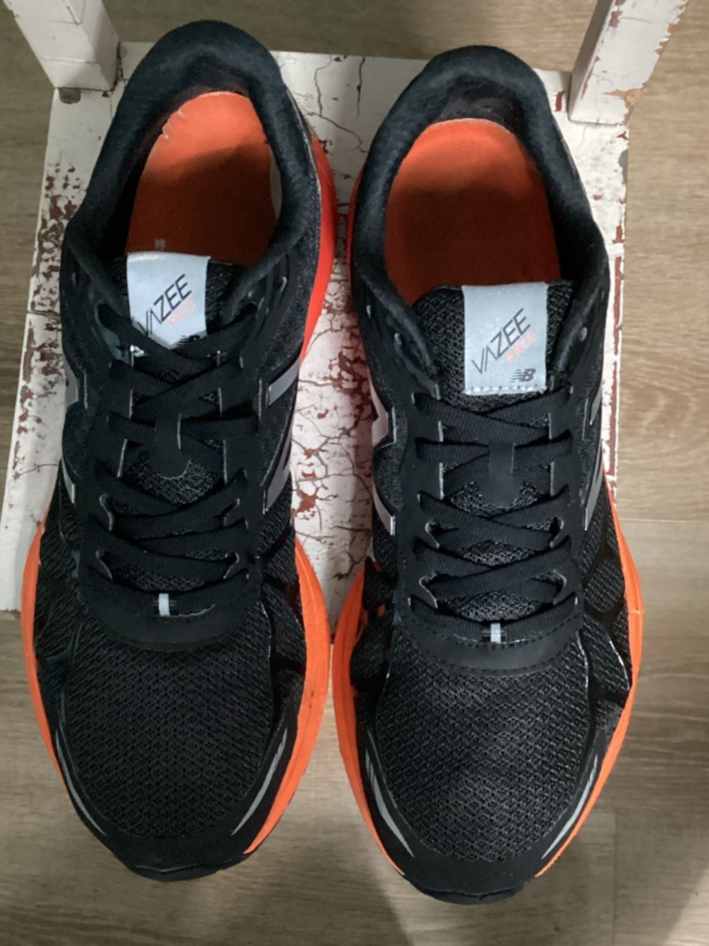 New Balance Men’s Vazee Black and Orange Running Sneakers 10.5